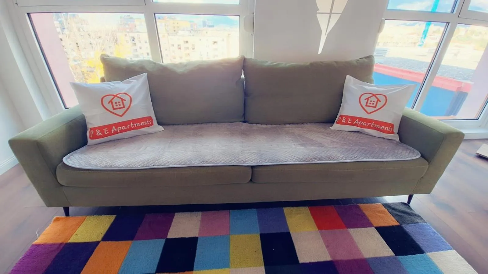 Modern Mountain View P&E Tirana Apartment Netflix Included 0*,  Albania