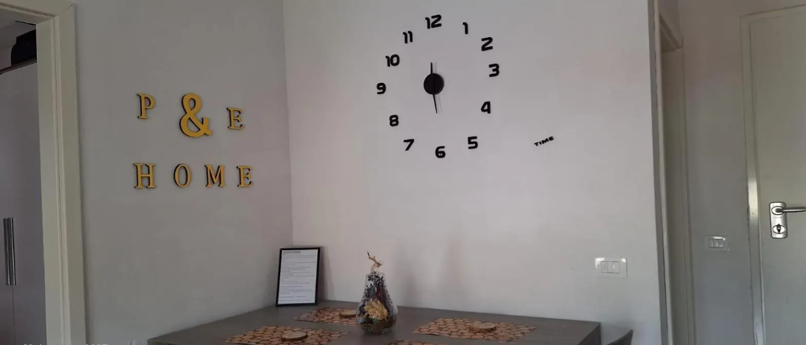Modern Mountain View P&E Tirana Apartment Netflix Included 0*,  Albania